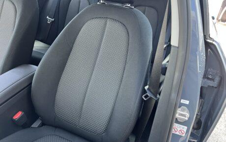 BMW　118i プレイ DCT5名