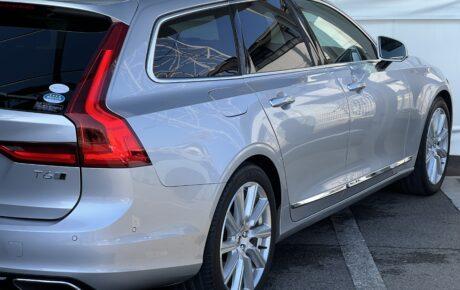 ボルボ　V90　T6 AWDインスクリプション 4WD