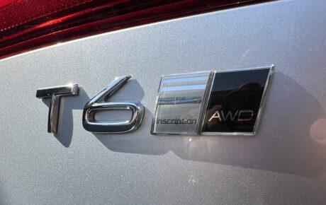 ボルボ　V90　T6 AWDインスクリプション 4WD