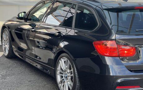 BMW　320i ツーリング　Mスポーツ