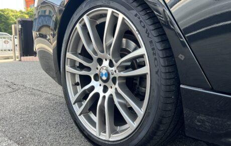 BMW　320i ツーリング　Mスポーツ