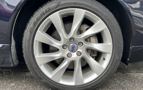 ボルボ　S80　T6 AWD 4WD