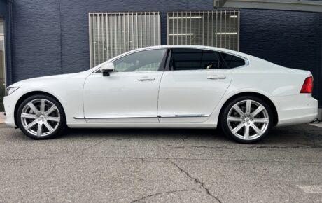ボルボ　S90 T6 AWDインスクリプション 4WD