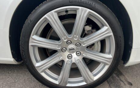 ボルボ　S90 T6 AWDインスクリプション 4WD