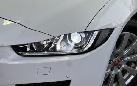 ジャガー　XEピュア2.0L P200