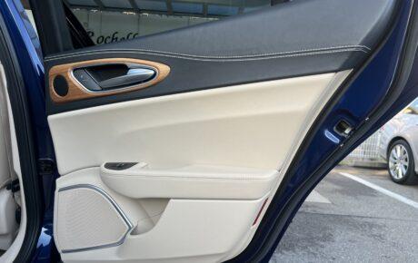 アルファロメオ　ジュリア　2.0ターボスーパー