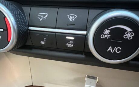 アルファロメオ　ジュリア　2.0ターボスーパー