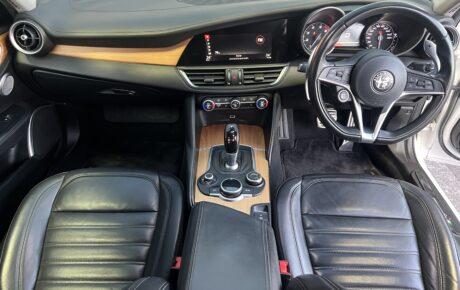 アルファロメオ　ジュリア　スーパー