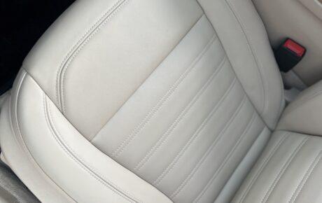 アルファロメオ　ジュリア　2.2ターボディーゼル スーパー