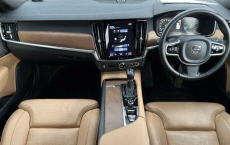 ボルボ　S90　T6　AWｄインスクリプション