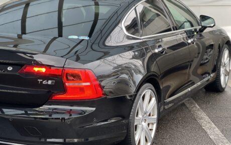 ボルボ　S90　T6　AWｄインスクリプション