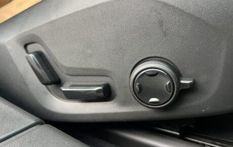 ボルボ　S90　T6　AWｄインスクリプション