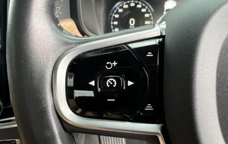 ボルボ　S90　T6　AWｄインスクリプション