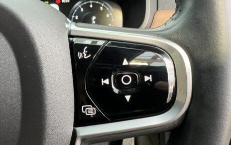 ボルボ　S90　T6　AWｄインスクリプション