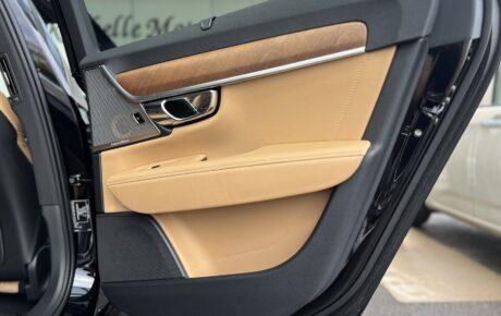 ボルボ　S90　T6　AWｄインスクリプション