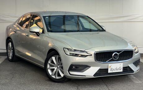 ボルボ　S60　T4モメンタム