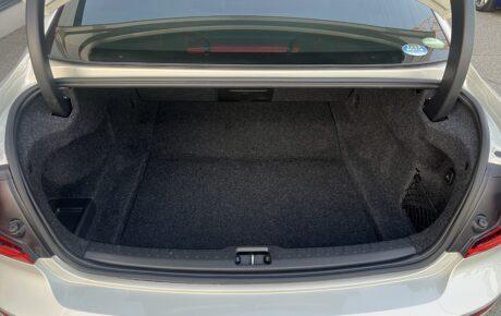 ボルボ　S60　T4モメンタム