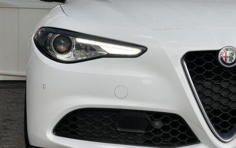 アルファロメオ　ジュリア　スーパー