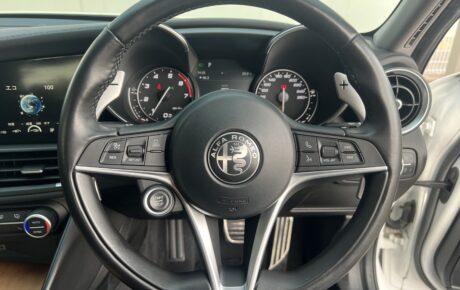 アルファロメオ　ジュリア　スーパー