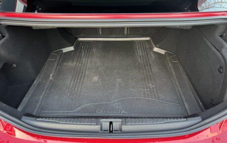 アルファロメオ　ジュリア　2.2ターボディーゼル スーパー