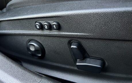 アルファロメオ　ジュリア　2.2ターボディーゼル スーパー