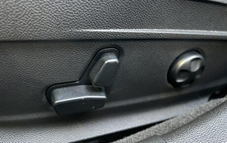 アルファロメオ　ジュリア　2.2ターボディーゼル スーパー