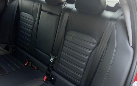 アルファロメオ　ジュリア　2.2ターボディーゼル スーパー