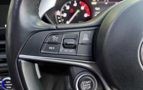 アルファロメオ　ジュリア　2.2ターボディーゼル スーパー