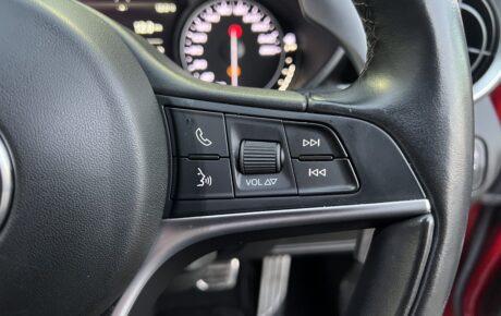 アルファロメオ　ジュリア　2.2ターボディーゼル スーパー