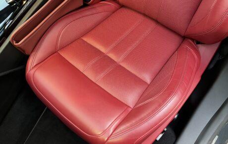 マセラティ　クアトロポルテ　Sグランスポーツ