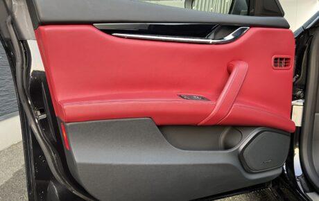 マセラティ　クアトロポルテ　Sグランスポーツ