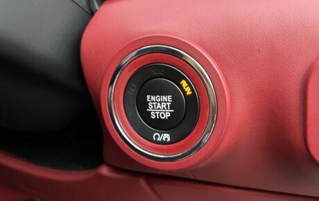 マセラティ　クアトロポルテ　Sグランスポーツ