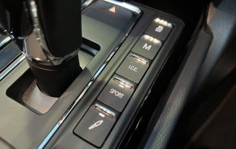 マセラティ　クアトロポルテ　Sグランスポーツ