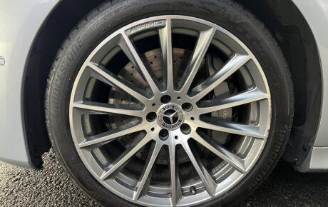 メルセデス・ベンツ　Sクラス　S400ｄ 4マチックＡＭＧライン 4ＷＤ