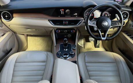 アルファロメオ　ステルヴィオ　ファーストエディション国内400台限定車