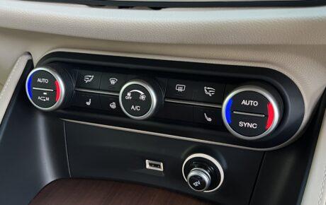 アルファロメオ　ステルヴィオ　ファーストエディション国内400台限定車