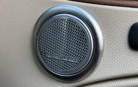 アルファロメオ　ステルヴィオ　ファーストエディション国内400台限定車