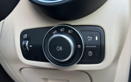 アルファロメオ　ステルヴィオ　ファーストエディション国内400台限定車