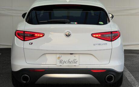 アルファロメオ　ステルヴィオ　2.0ターボQ4ラグジュアリーPKG