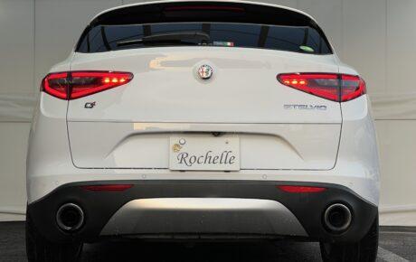 アルファロメオ　ステルヴィオ　2.0ターボQ4ラグジュアリーPKG