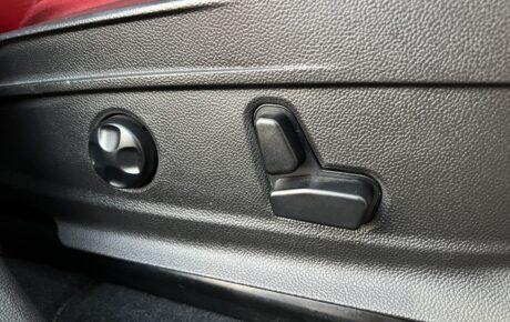 アルファロメオ　ステルヴィオ　2.0ターボQ4ラグジュアリーPKG