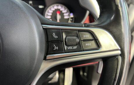 アルファロメオ　ステルヴィオ　2.0ターボQ4ラグジュアリーPKG