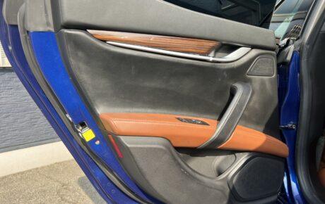 マセラティ  ギブリ　S