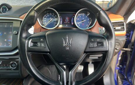 マセラティ  ギブリ　S