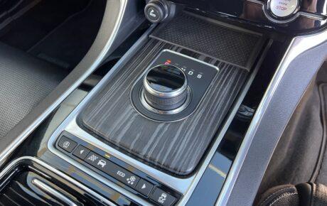 ジャガー　XF　S　3.0L P380