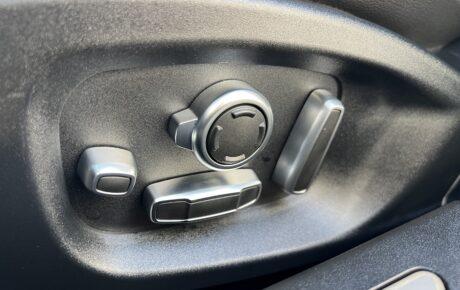 ジャガー　XF　S　3.0L P380