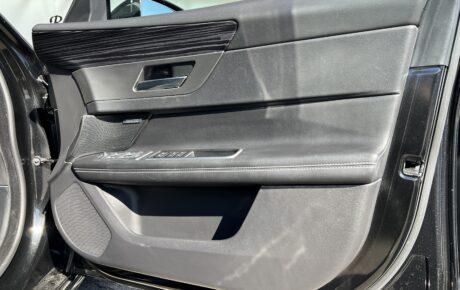 ジャガー　XF　S　3.0L P380