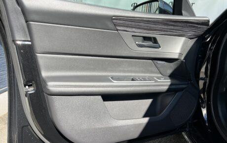 ジャガー　XF　S　3.0L P380