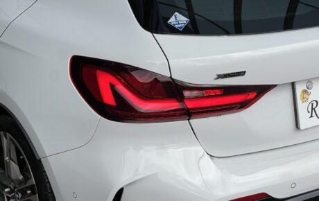 BMW 1シリーズ　M135iｘドライブ