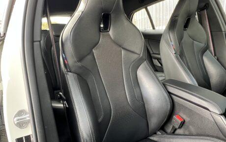 BMW 1シリーズ　M135iｘドライブ